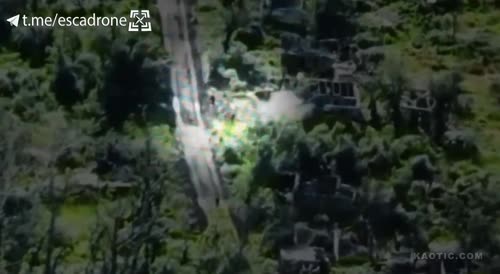 Group of invaders gets hit by explosive FPV drone