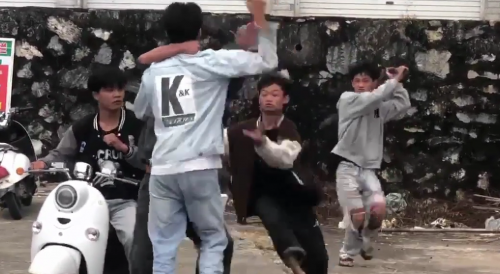 Teen Gang Attack Leaves Guy Seizing